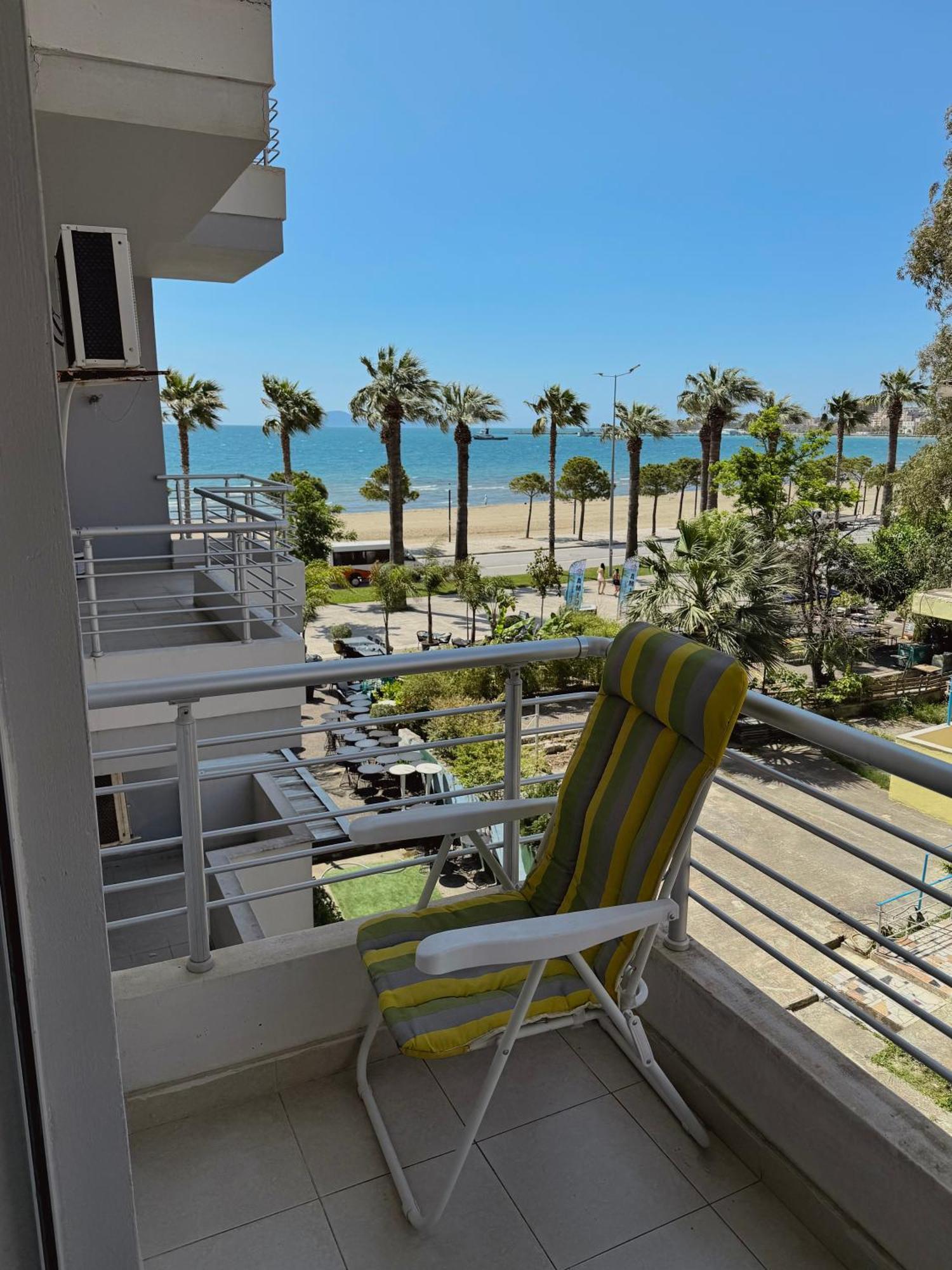 Southcoast Apartment *